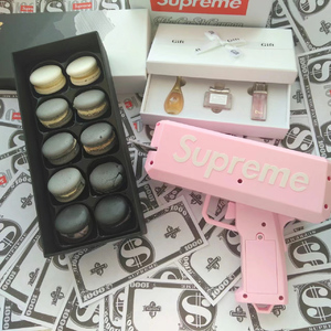 青少年gαy洗澡互吃鳮
